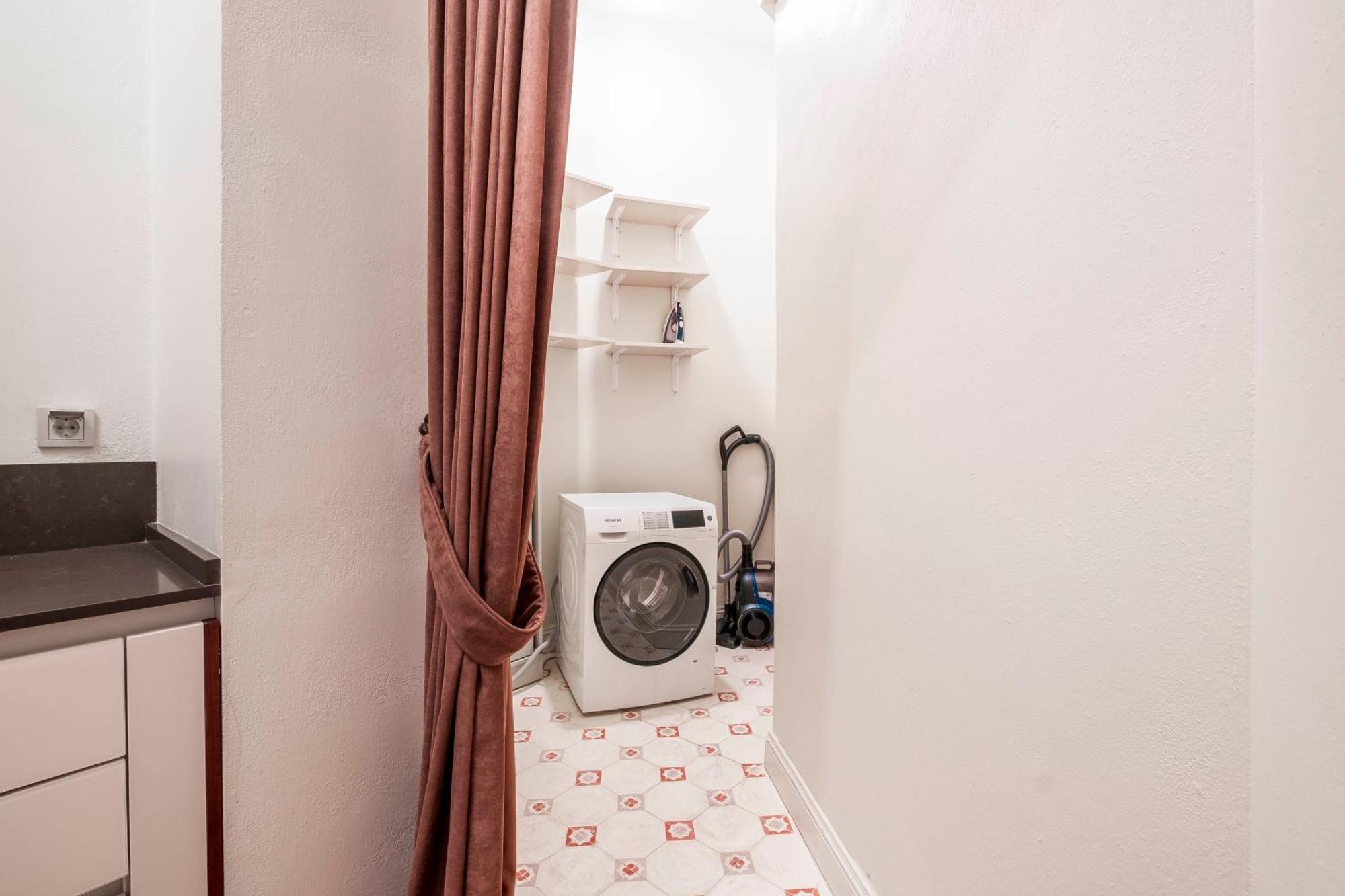 Homie Suites - Turna Residences In Cihangir Istanbul Bilik gambar